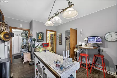 648 W Main St, Carlton, OR 97111 - Photo 18