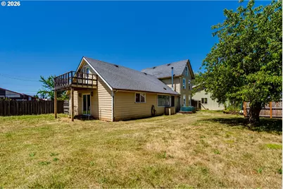 220 E Main St, Lowell, OR 97452 - Photo 34