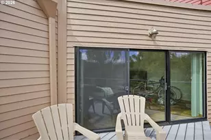 606 NW Naito Pkwy, Portland, OR 97209 - Photo 26