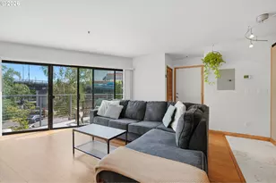 606 NW Naito Pkwy, Portland, OR 97209 - Photo 10