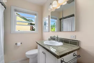3200 Clemmons Dr, Hood River, OR 97031 - Photo 16