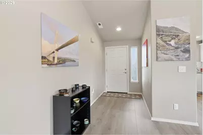 1371 Tirion Ave, Eugene, OR 97404 - Photo 10