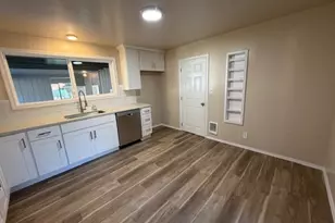 415 Moreland Ave, Drain, OR 97435 - Photo 14