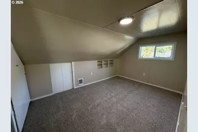 415 Moreland Ave, Drain, OR 97435 - Photo 22
