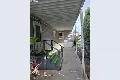 501 Division Ave #28, Eugene, OR 97404 - Photo 4