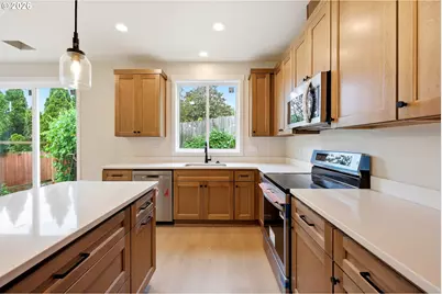 520 S Buxton St, Troutdale, OR 97060 - Photo 4