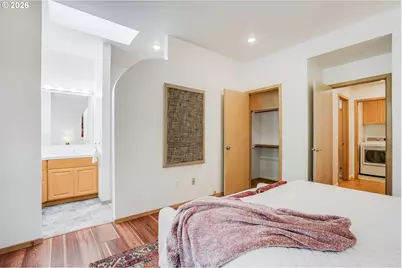 2439 SW Idaho St, Portland, OR 97239 - Photo 18