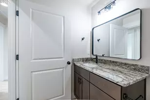 4410 Knotty Pne Ct, Sweet Home, OR 97386 - Photo 34