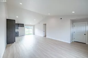 4410 Knotty Pne Ct, Sweet Home, OR 97386 - Photo 8