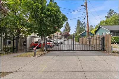12014 SE Bush St #A, Portland, OR 97266 - Photo 28