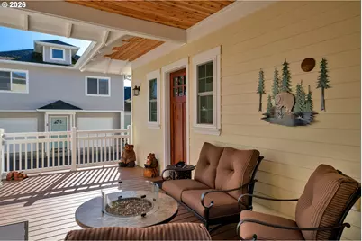 290 Harbor St, Florence, OR 97439 - Photo 28