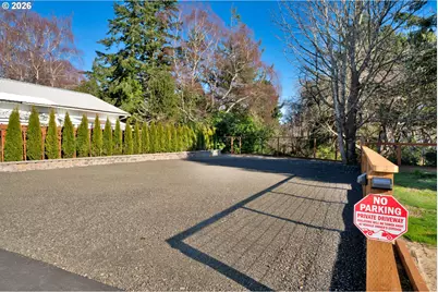 290 Harbor St, Florence, OR 97439 - Photo 30