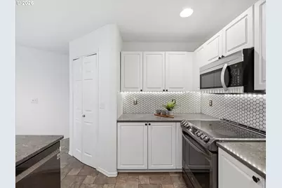1799 SW Daybreak Way, Troutdale, OR 97060 - Photo 12