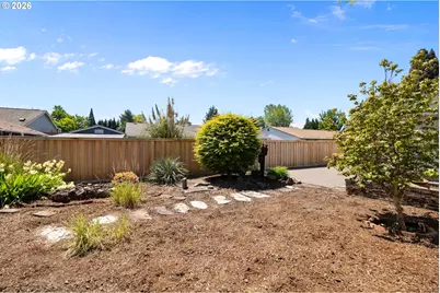 168 NE 38th Ave, Hillsboro, OR 97124 - Photo 22