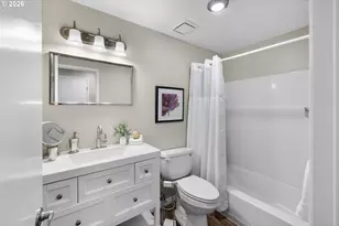 168 NE 38th Ave, Hillsboro, OR 97124 - Photo 20