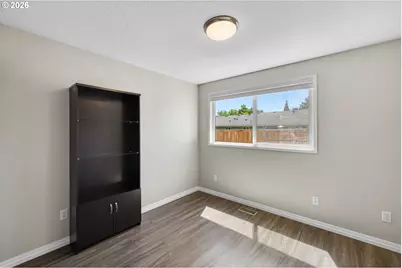 168 NE 38th Ave, Hillsboro, OR 97124 - Photo 18