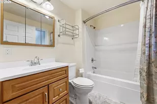 3570 Ash St, North Bend, OR 97459 - Photo 26