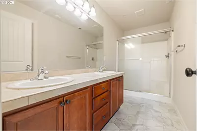 10012 SE Old Town Ct, Happy Valley, OR 97086 - Photo 16