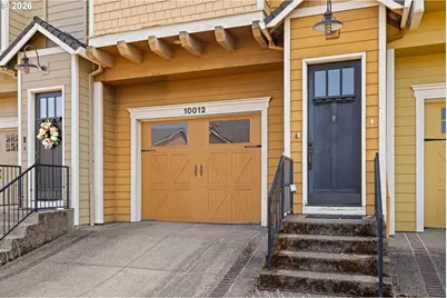 10012 SE Old Town Ct, Happy Valley, OR 97086 - Photo 2