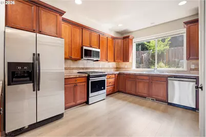 10012 SE Old Town Ct, Happy Valley, OR 97086 - Photo 4