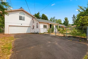 4532 NE 55th Ave, Portland, OR 97218 - Photo 2