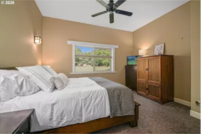 2015 Landaggard Dr, Salem, OR 97304 - Photo 22