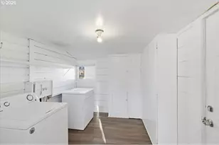 109 E Isabella St, Lebanon, OR 97355 - Photo 14