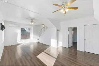 109 E Isabella St, Lebanon, OR 97355 - Photo 6