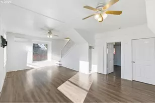 109 E Isabella St, Lebanon, OR 97355 - Photo 6