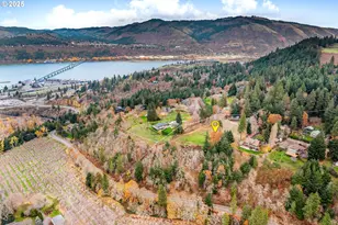 710 Highline Dr, Hood River, OR 97031 - Photo 22