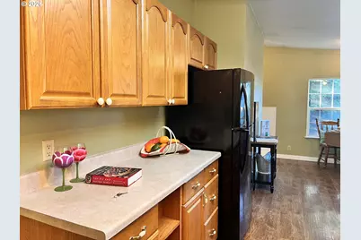 538 Lochaven Ave, Springfield, OR 97477 - Photo 14