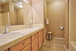 2727 N Crater Ln, Newberg, OR 97132 - Photo 30