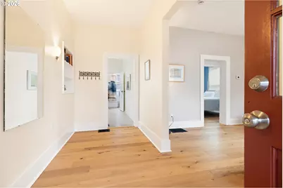 804 SE 35th Ave, Portland, OR 97214 - Photo 4