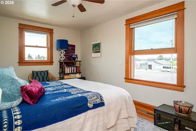 717 N 3rd Ave, Stayton, OR 97383 - Photo 26