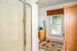 717 N 3rd Ave, Stayton, OR 97383 - Photo 14