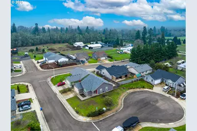 110 Teresa Ln, Winston, OR 97496 - Photo 32