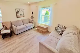 1003 Arburnia St, Myrtle Creek, OR 97457 - Photo 2