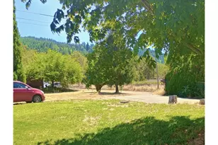1003 Arburnia St, Myrtle Creek, OR 97457 - Photo 16