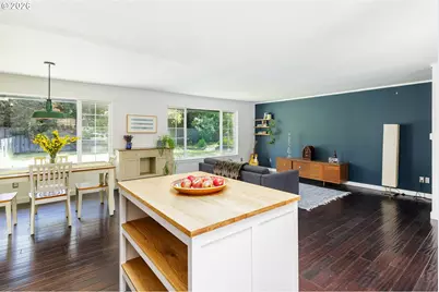 16425 SE Sterling Cir, Milwaukie, OR 97267 - Photo 10