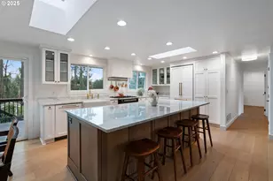 31616 SW Isle Way Ln, West Linn, OR 97068 - Photo 8