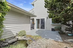 7430 SW Greens View Ct, Wilsonville, OR 97070 - Photo 38