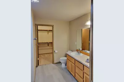 2316 NW 4th St, Battle Ground, WA 98604 - Photo 8