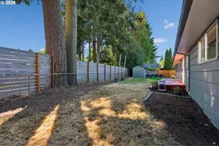 14150 NE Eugene Ct, Portland, OR 97230 - Photo 36