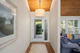 11330 SW Lynnvale Dr, Portland, OR 97225 - Photo 4