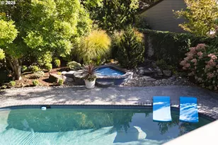 11330 SW Lynnvale Dr, Portland, OR 97225 - Photo 42