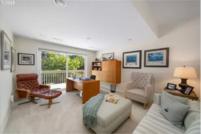 11330 SW Lynnvale Dr, Portland, OR 97225 - Photo 34