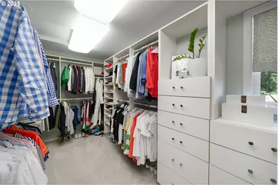 11330 SW Lynnvale Dr, Portland, OR 97225 - Photo 38