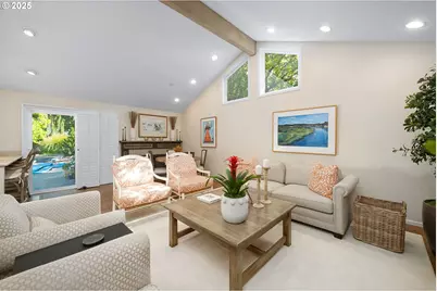 11330 SW Lynnvale Dr, Portland, OR 97225 - Photo 20