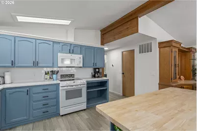 700 NE 183rd Ave #12, Portland, OR 97230 - Photo 14