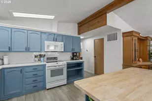 700 NE 183rd Ave, Portland, OR 97230 - Photo 14